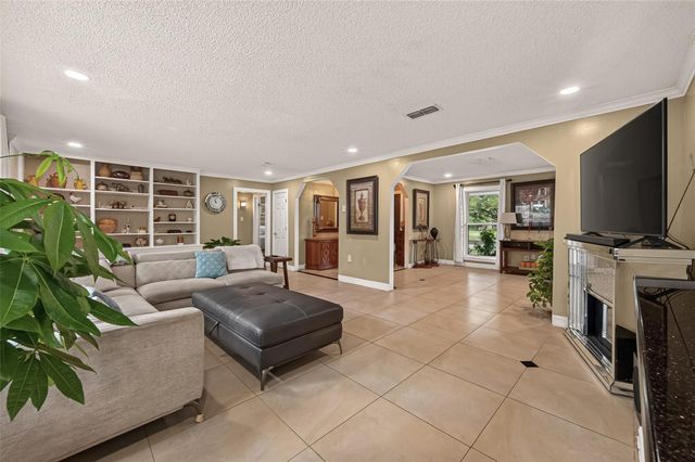 10807 Chimney Rock Road, Houston, TX 77096