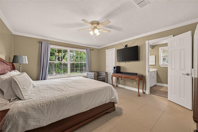 10807 Chimney Rock Road, Houston, TX 77096