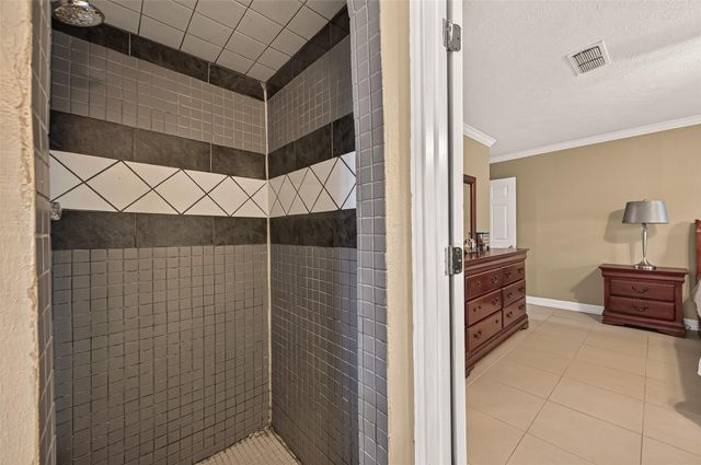 10807 Chimney Rock Road, Houston, TX 77096