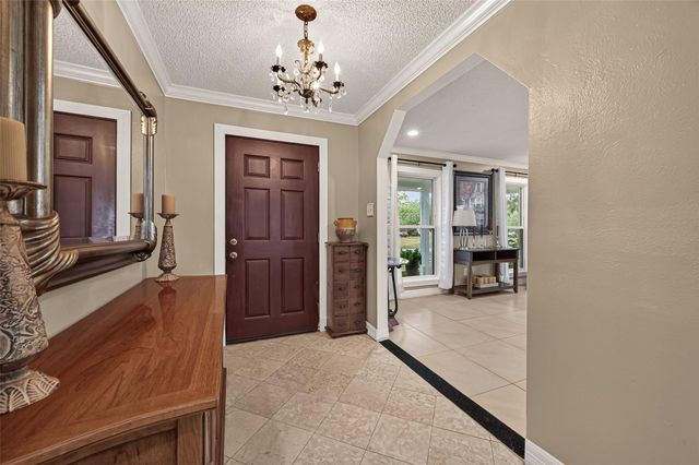 10807 Chimney Rock Road, Houston, TX 77096