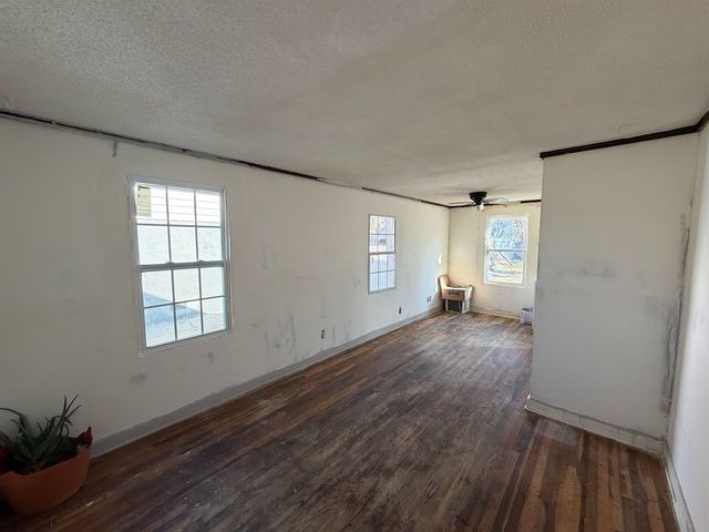 934 NATIONAL ST, Memphis, TN 38122