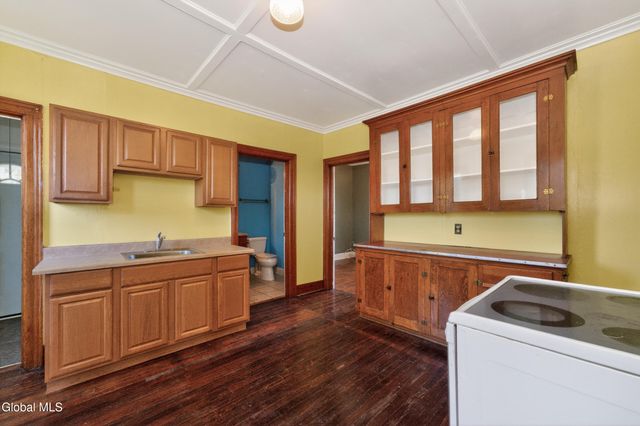 258 Central Avenue, Cohoes, NY 12047