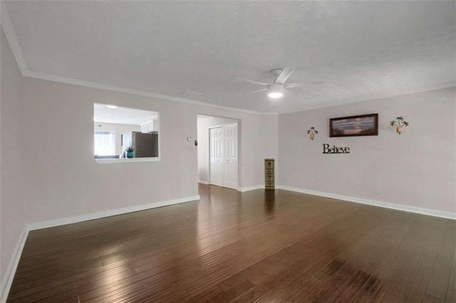 4255 Glen Iris Drive, Cumming, GA 30040