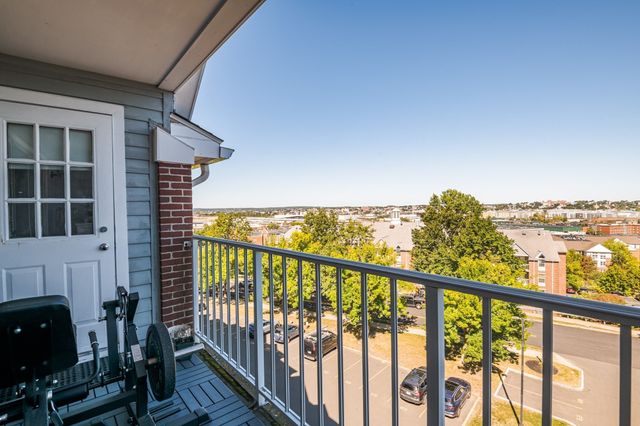 100 Boatswains Way 510, Chelsea, MA 02150