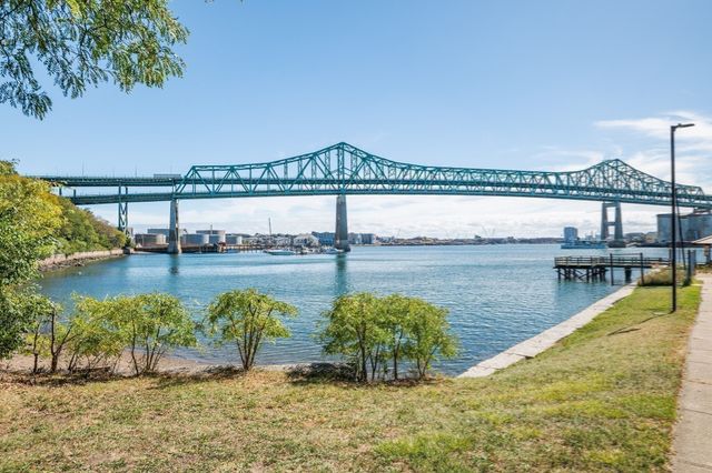 100 Boatswains Way 510, Chelsea, MA 02150