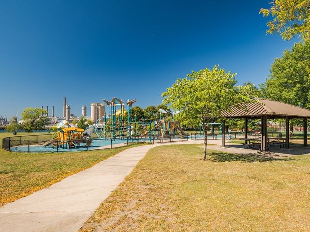 100 Boatswains Way 510, Chelsea, MA 02150