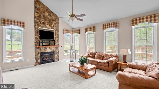 7 NOAH CT, Woodstock, MD 21163