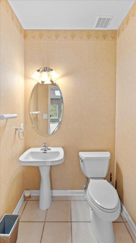 7 NOAH CT, Woodstock, MD 21163