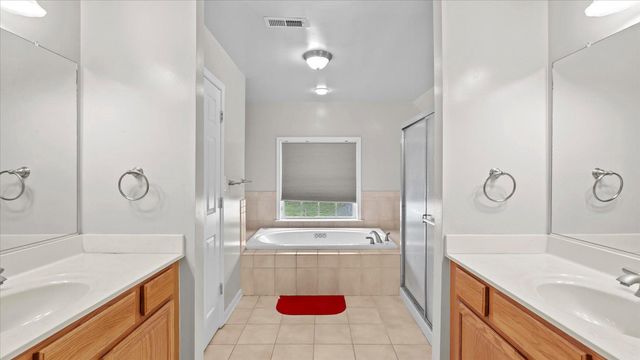 7 NOAH CT, Woodstock, MD 21163