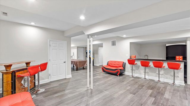 7 NOAH CT, Woodstock, MD 21163