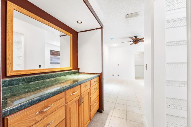 5016 El Claro Circle, West Palm Beach, FL 33415