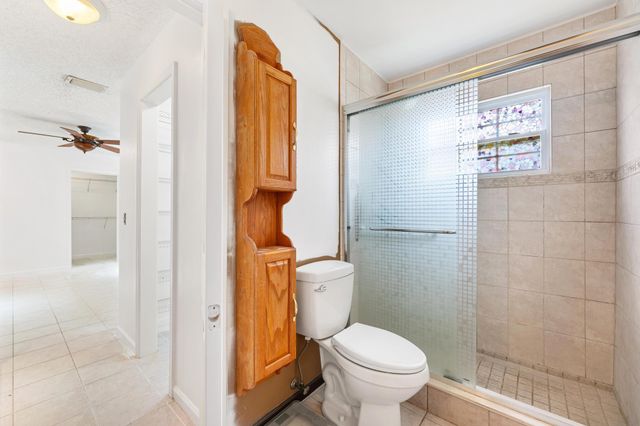 5016 El Claro Circle, West Palm Beach, FL 33415