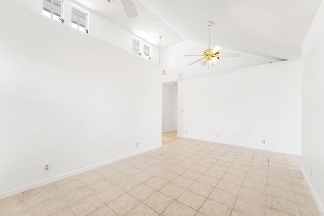 5016 El Claro Circle, West Palm Beach, FL 33415
