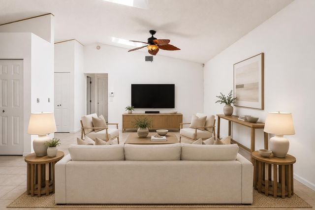 5016 El Claro Circle, West Palm Beach, FL 33415