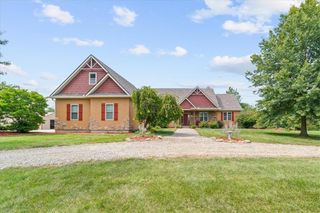 24406 S Persimmon Lane, Peculiar, MO 64078