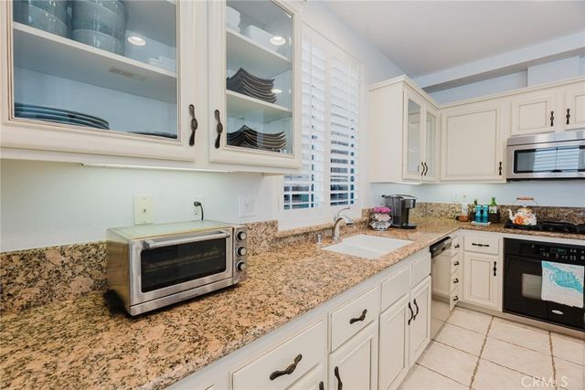 23346 Clearwater Lane, Valencia, CA 91355