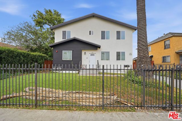222 W 80th Street, Los Angeles, CA 90003