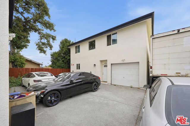 222 W 80th Street, Los Angeles, CA 90003
