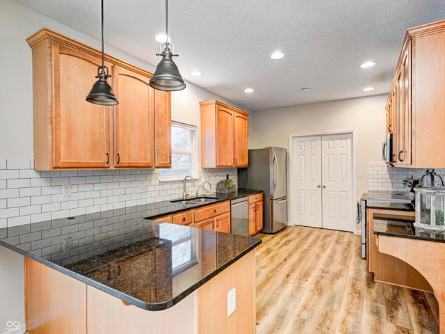 6640 Avalon Boulevard, Avon, IN 46123