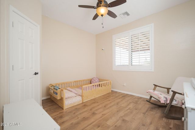 22016 W BEACON Lane, Wittmann, AZ 85361