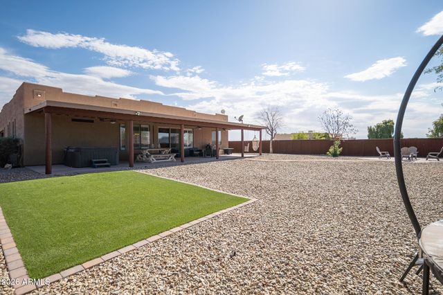 22016 W BEACON Lane, Wittmann, AZ 85361