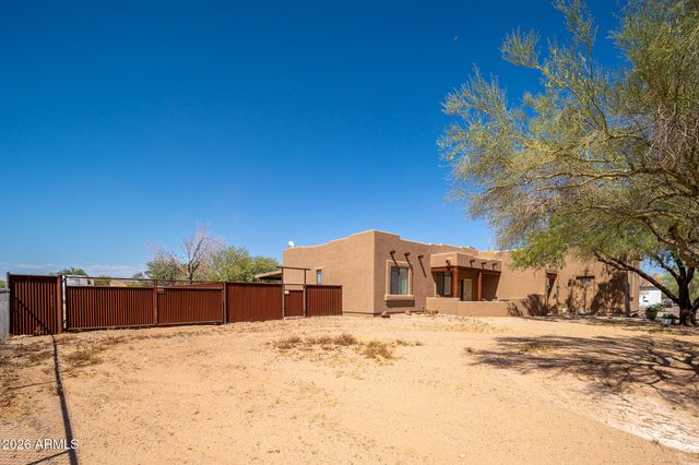22016 W BEACON Lane, Wittmann, AZ 85361