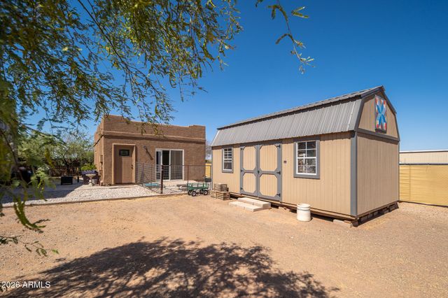 22016 W BEACON Lane, Wittmann, AZ 85361