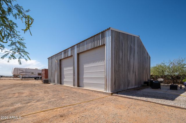 22016 W BEACON Lane, Wittmann, AZ 85361