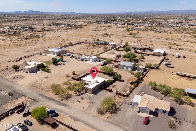 22016 W BEACON Lane, Wittmann, AZ 85361