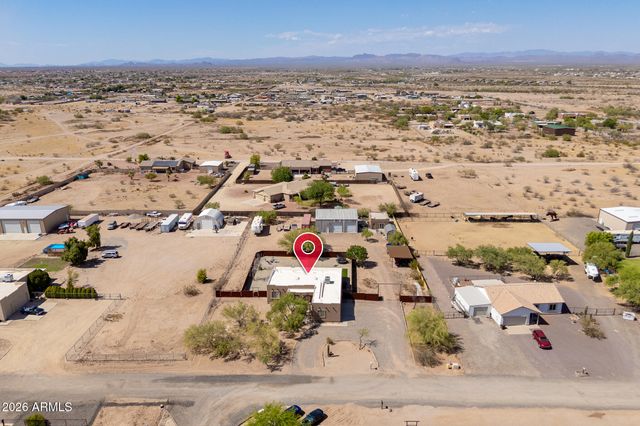 22016 W BEACON Lane, Wittmann, AZ 85361