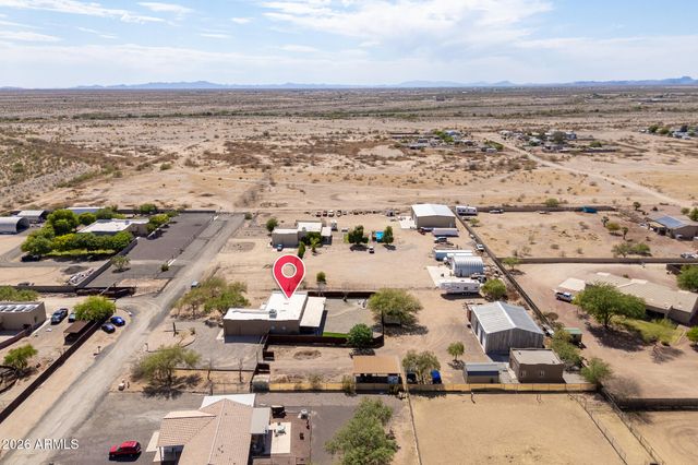 22016 W BEACON Lane, Wittmann, AZ 85361
