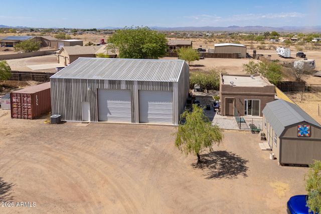 22016 W BEACON Lane, Wittmann, AZ 85361