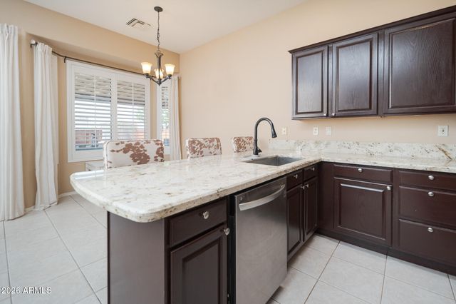22016 W BEACON Lane, Wittmann, AZ 85361