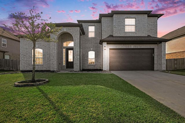 9215 Joe Louis, Mont Belvieu, TX 77523