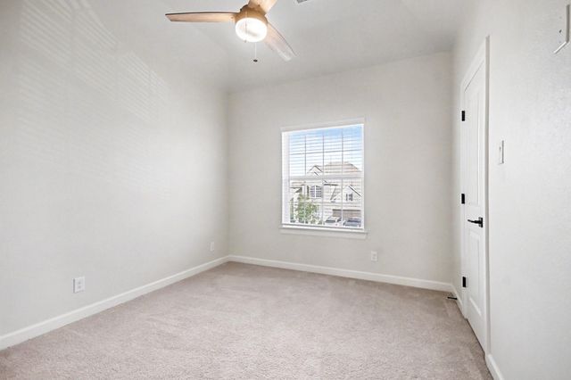 9215 Joe Louis, Mont Belvieu, TX 77523