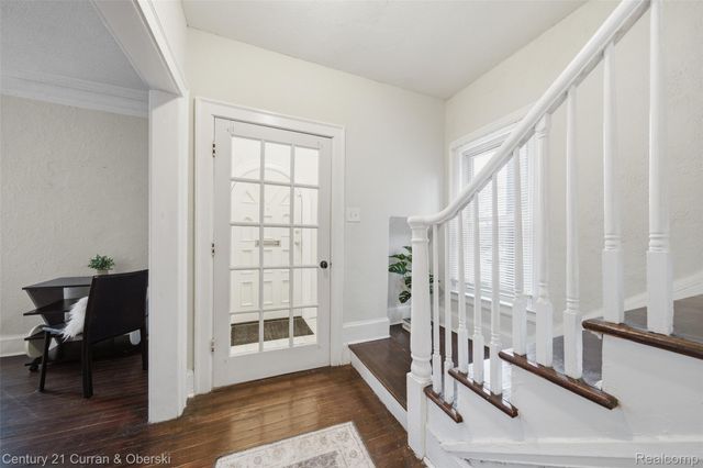 17166 Parkside Street, Detroit, MI 48221