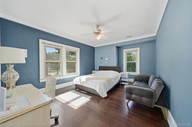 17166 Parkside Street, Detroit, MI 48221