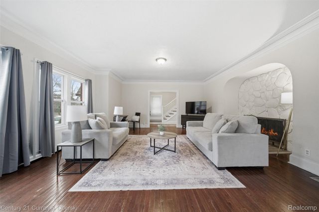 17166 Parkside Street, Detroit, MI 48221