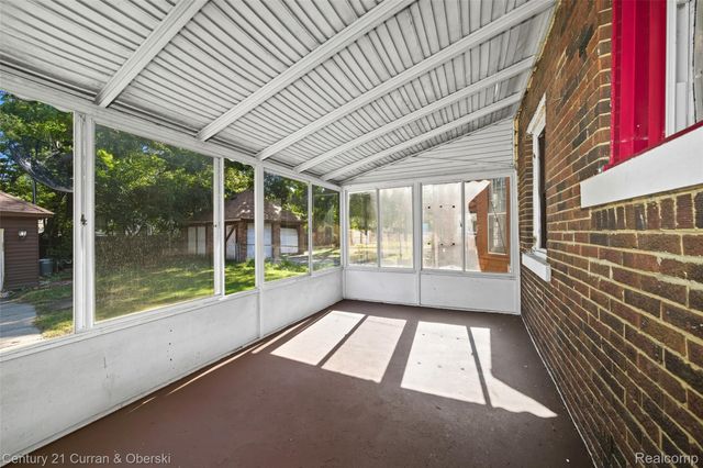 17166 Parkside Street, Detroit, MI 48221