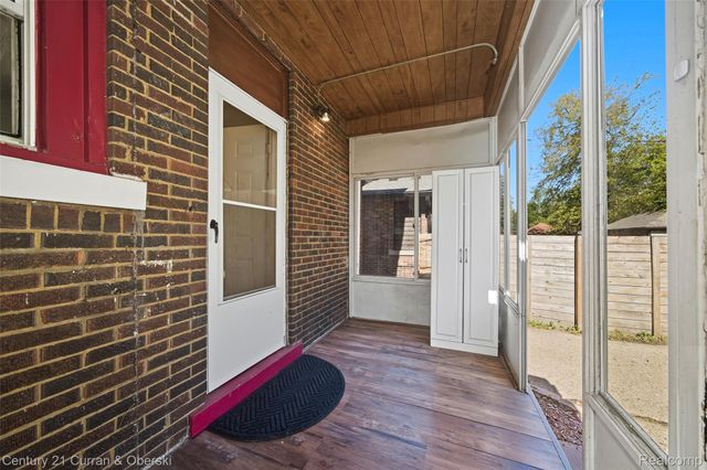 17166 Parkside Street, Detroit, MI 48221