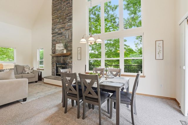 660 Hunt Club Circle, Galena, MO 65656