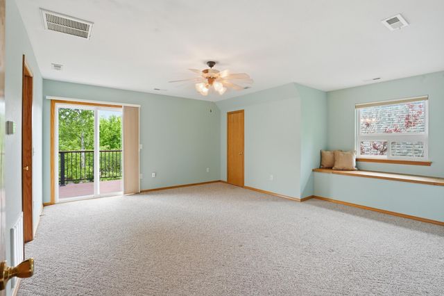 660 Hunt Club Circle, Galena, MO 65656