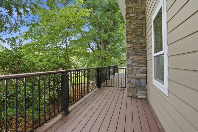 660 Hunt Club Circle, Galena, MO 65656