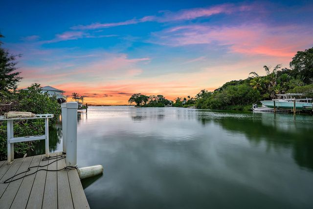 1310 Peninsular Road, Jupiter, FL 33469