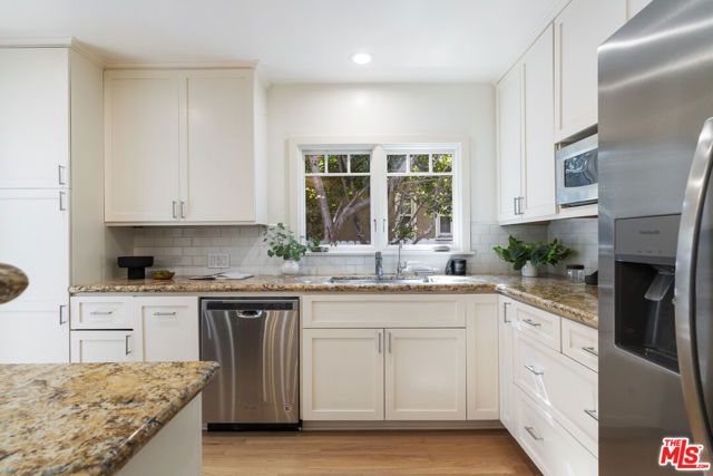 2441 21st Street, Santa Monica, CA 90405