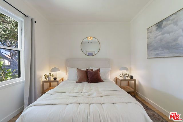 2441 21st Street, Santa Monica, CA 90405