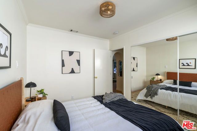 2441 21st Street, Santa Monica, CA 90405