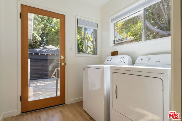 2441 21st Street, Santa Monica, CA 90405