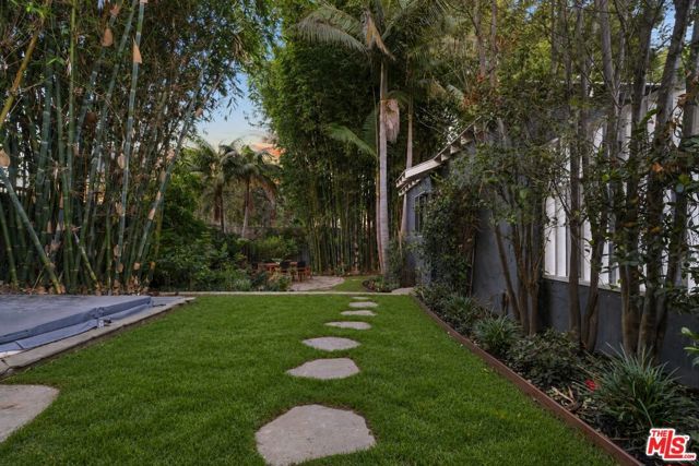 2441 21st Street, Santa Monica, CA 90405
