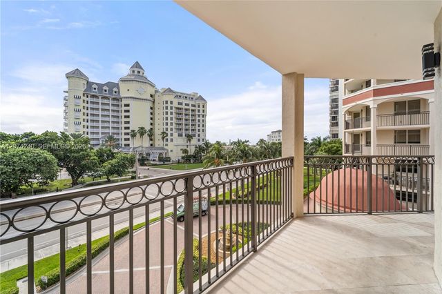 2011 N Ocean Boulevard 401, Fort Lauderdale, FL 33305